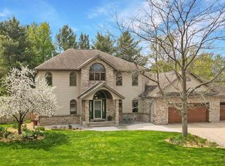 1206 W Jefferson St, Marshfield, WI 54449