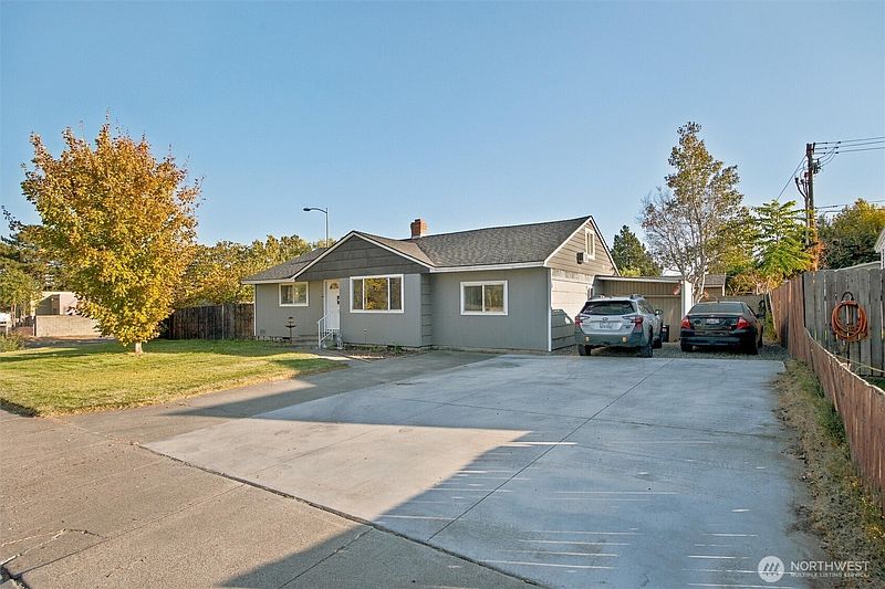 2nd image of 2101 W Kennewick Avenue