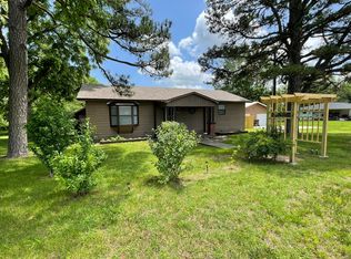 512 S Front St, Exeter, MO 65647