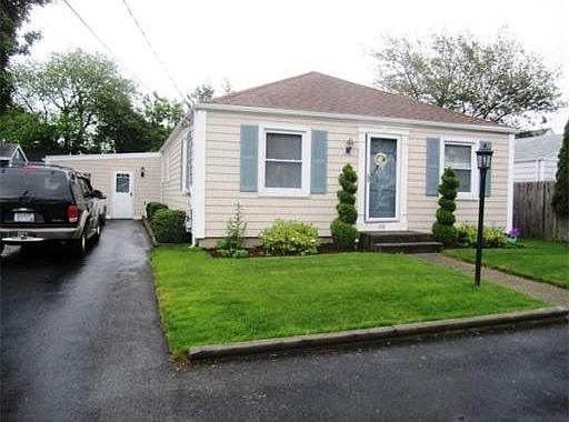 4th image of 158 Lincoln Ave