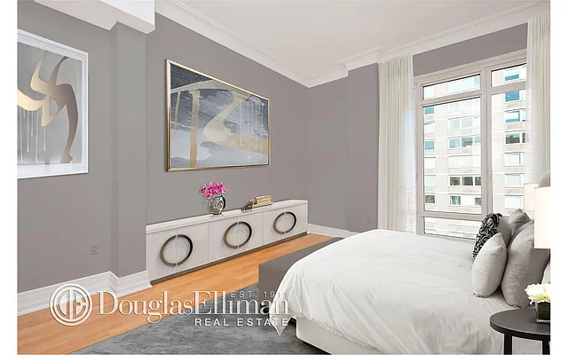 Rented by Douglas Elliman | media 7