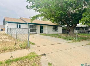218 E Hervey St, Roswell, NM 88203