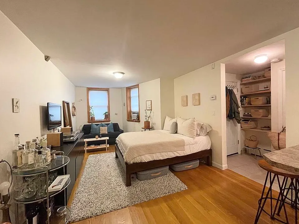 663 Humboldt St #1