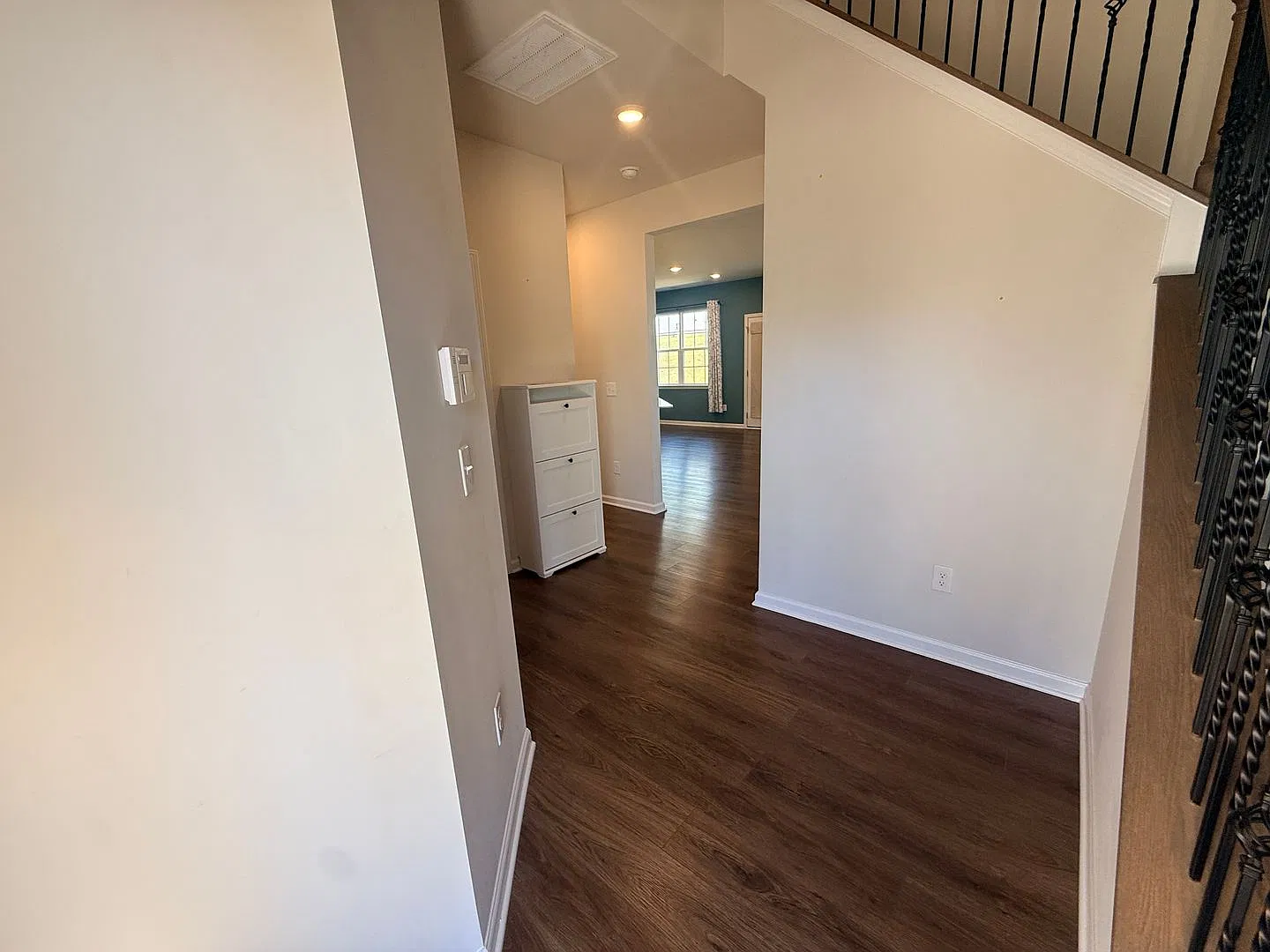 Beutiful Like-New Home in Mooresville — Photo 4