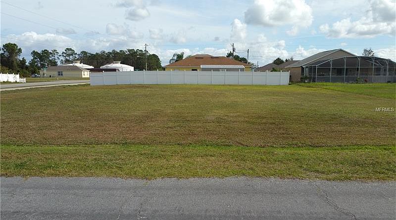 1st image of 950 Stockport Dr