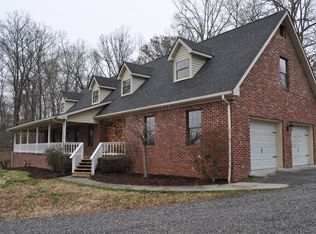 210 John J Duncan Pkwy #210, Athens, TN 37303