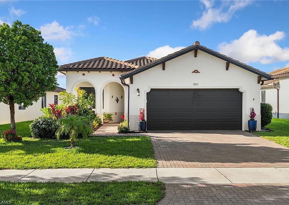 1st image of 5053 Arancia LN