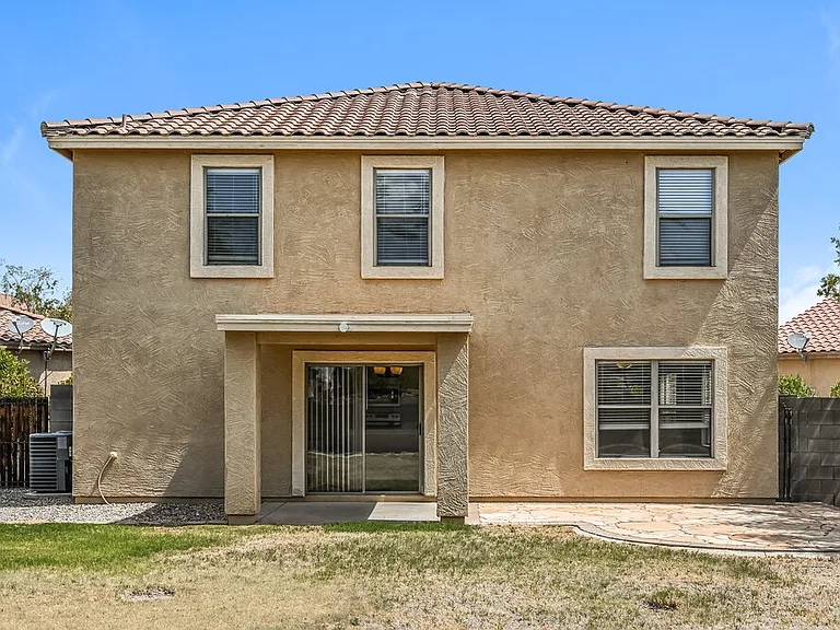 15331 W Cameron Cir — Photo 17