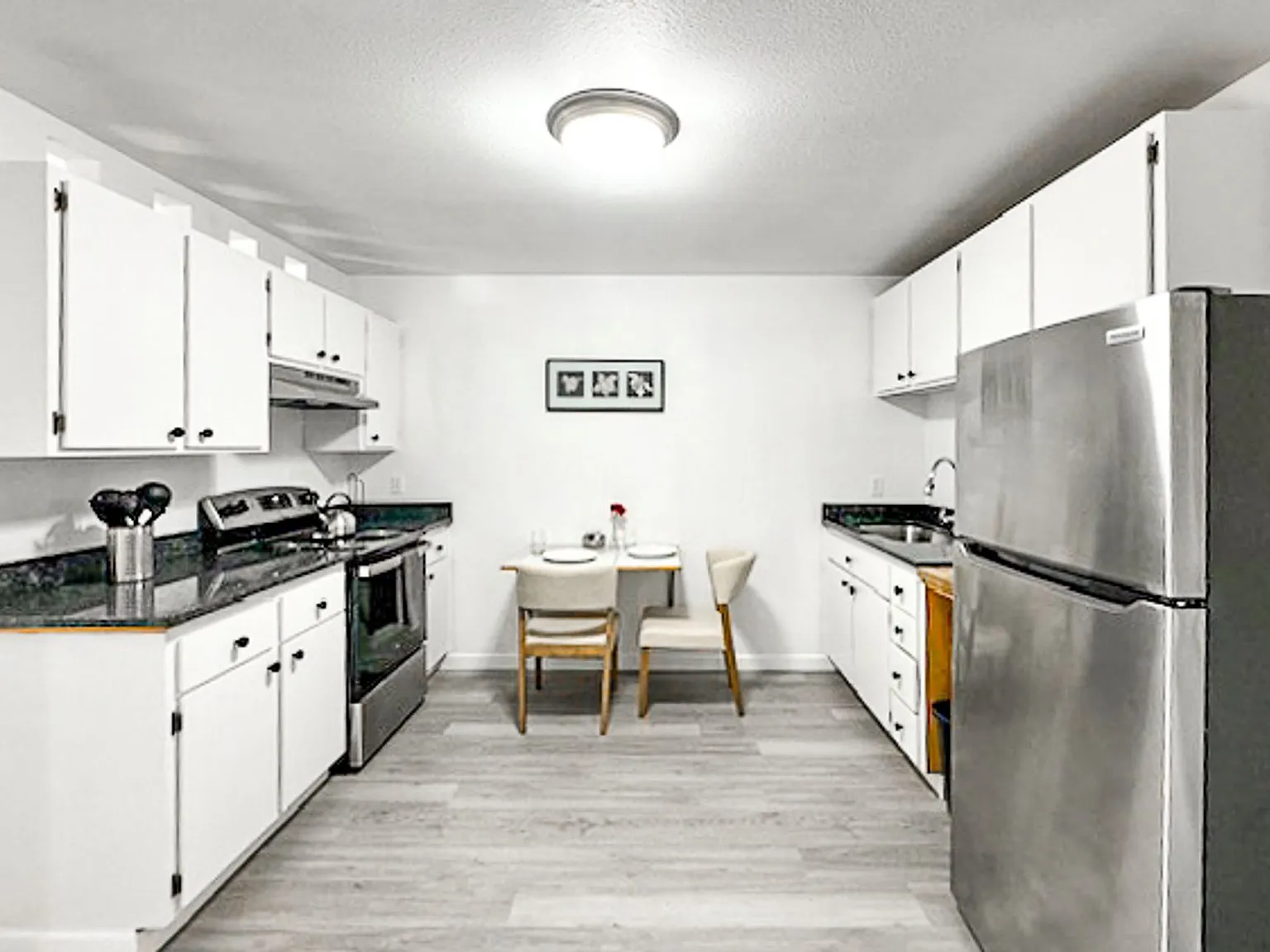 Latah Apartments — Photo 3