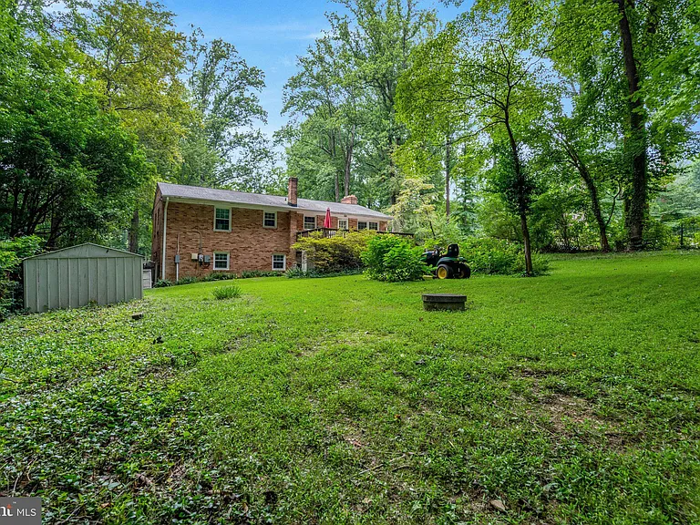 5315 Summit Dr — Photo 58