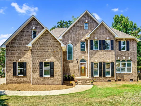 4700 Amberside Dr, Rock Hill, SC 29732