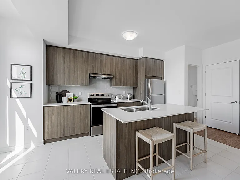 135 Pidgeon St — Photo 11