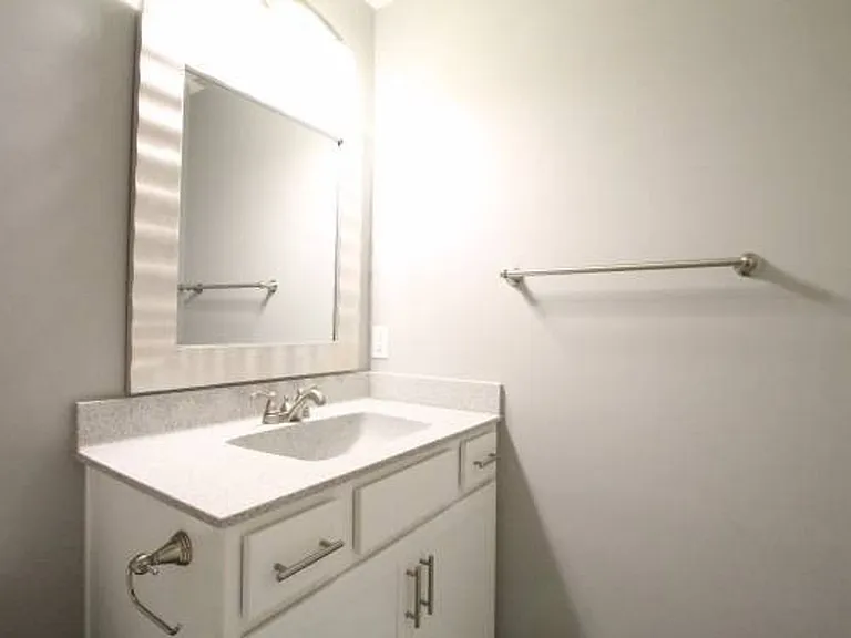 Kristen Place — Photo 11