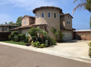 213 Hillcrest Dr, Encinitas, CA 92024