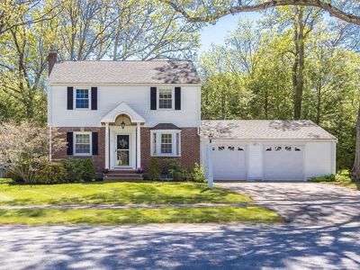 2 Greenwood Rd, Natick, MA, 01760