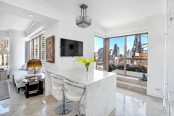 Sold by SERHANT. | media 5