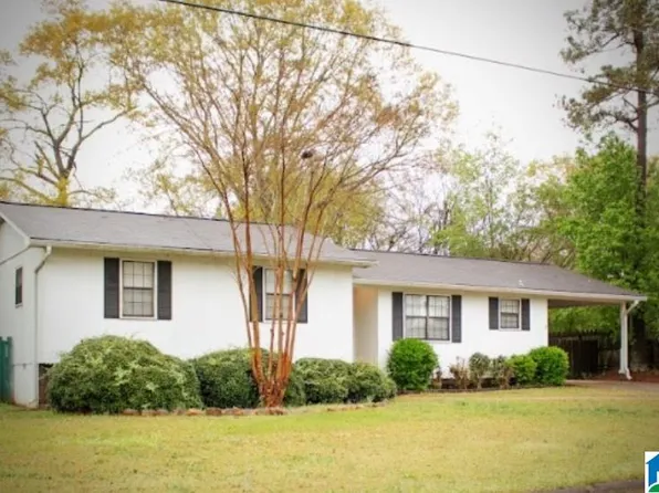 918 Dennis St SW, Jacksonville, AL 36265
