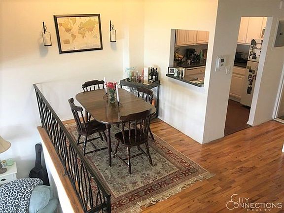 3rd image of 320 E 65th St APT 218