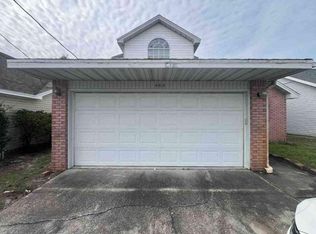 468 Sandy Ridge Cir, Mary Esther, FL 32569