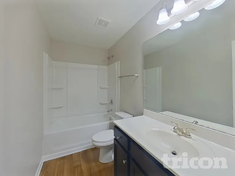 11335 Breezehill Ln — Photo 15