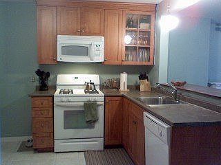 2nd image of 390 Roycroft Blvd