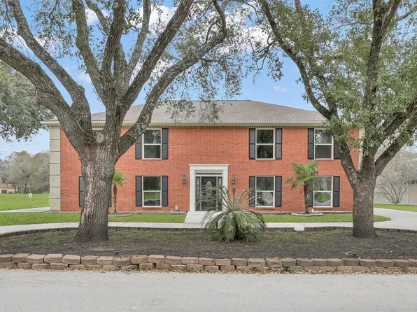 549 Brandon Rd, Conroe, TX 77302