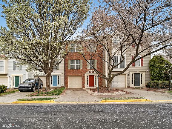 2nd image of 13662 Saint Johns Wood Pl