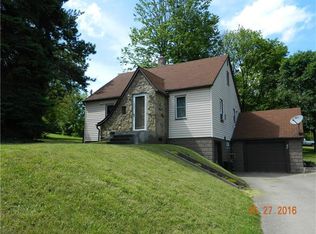 109 Division Rd, Tarentum, PA 15084