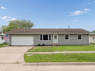 137 Greenbrier Dr, Burlington, IA, 52601