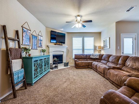 5th image of 15700 Oak Pointe Dr