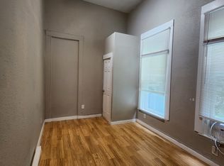 320 Quitman St APT 1, San Antonio, TX 78208