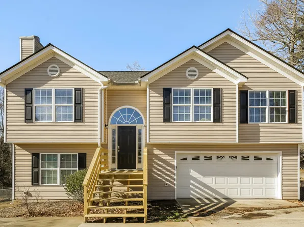 3614 Griffin Ln, Flowery Branch, GA 30542