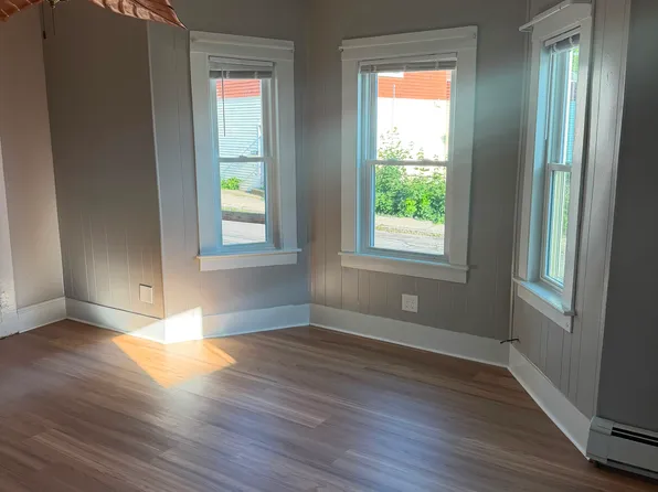 78 3/4 Lock St #1, Nashua, NH 03060