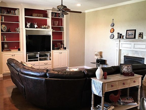 5th image of 1105 Breckenridge Dr