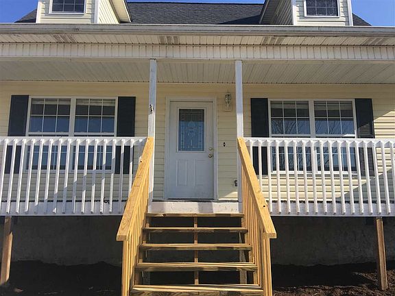 2nd image of 3139 Holly Brook Cir NE