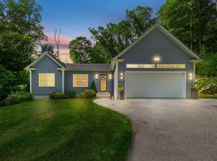 340 The Trl, Sturbridge, MA 01518