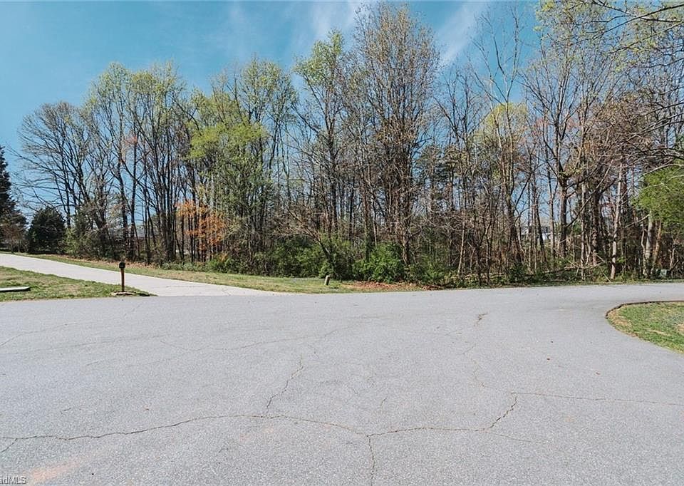1st image of 150 Kyle Smith Ct