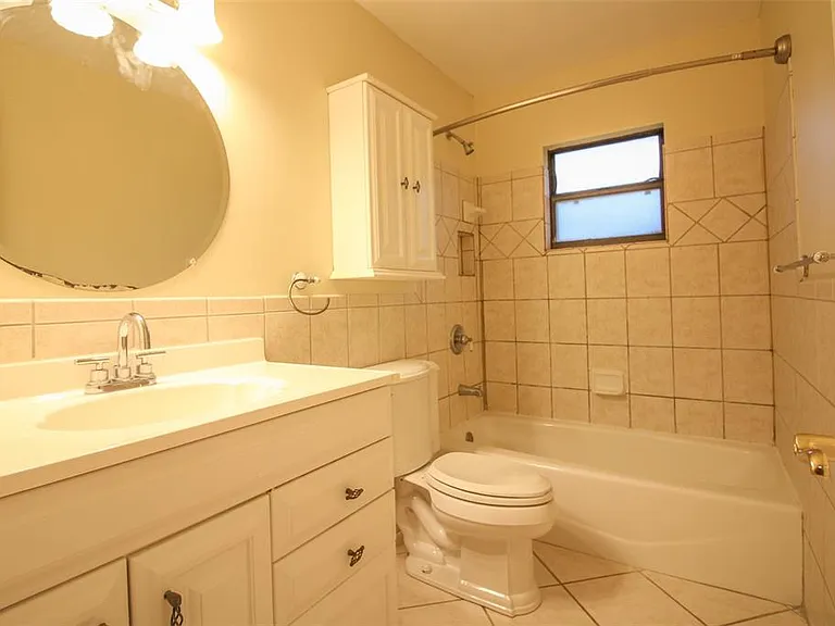 2014 Charnes Dr — Photo 16