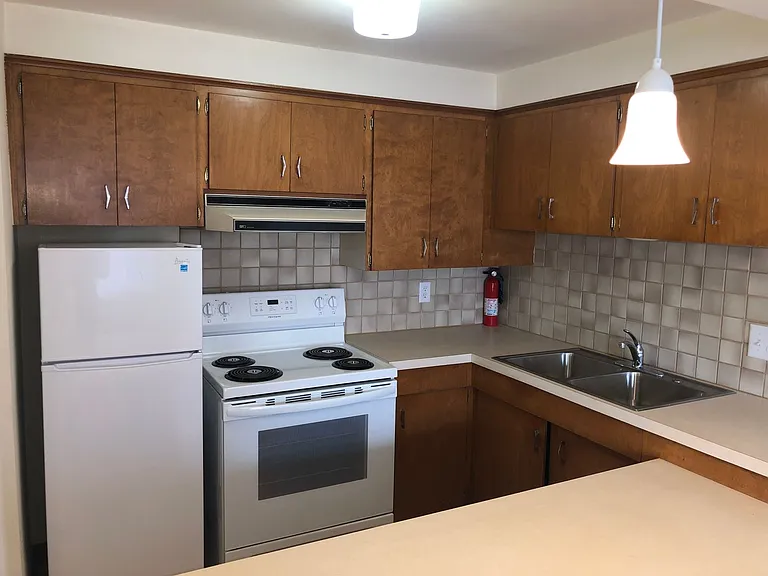 6516 5th Ave — Photo 10