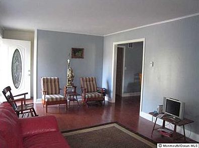 2nd image of 251 Montclair Dr