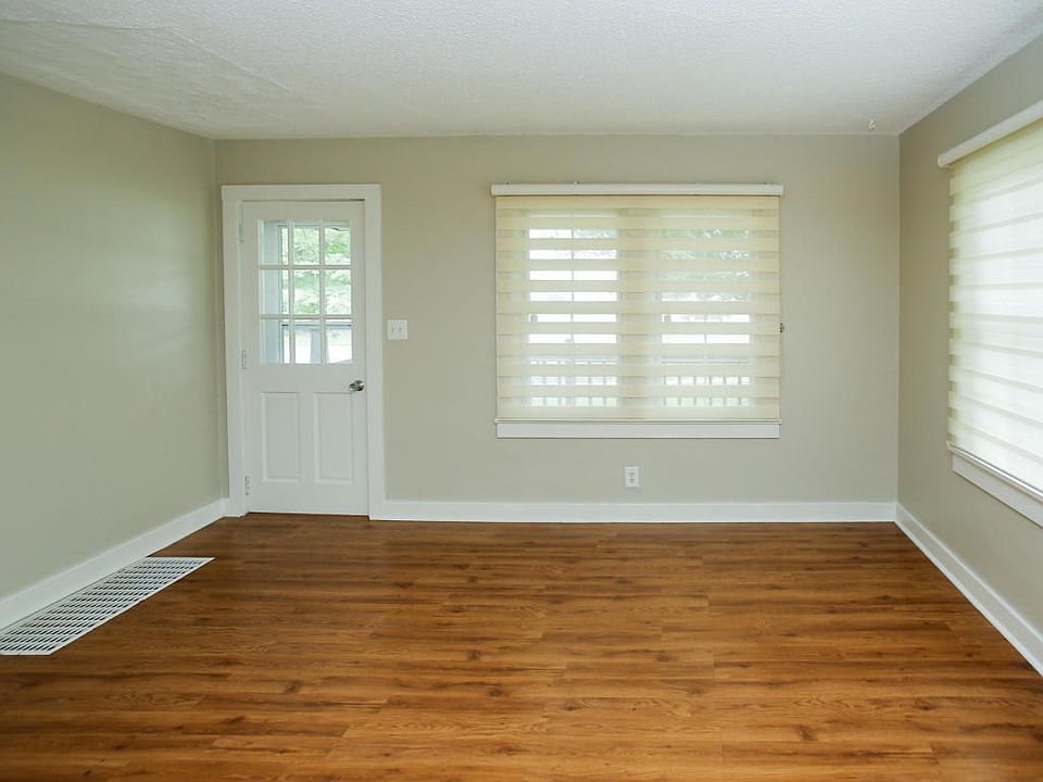 1307 olmstead rd-103