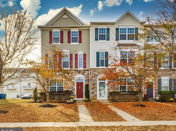 468 N Palace Dr, Glassboro, NJ 08028