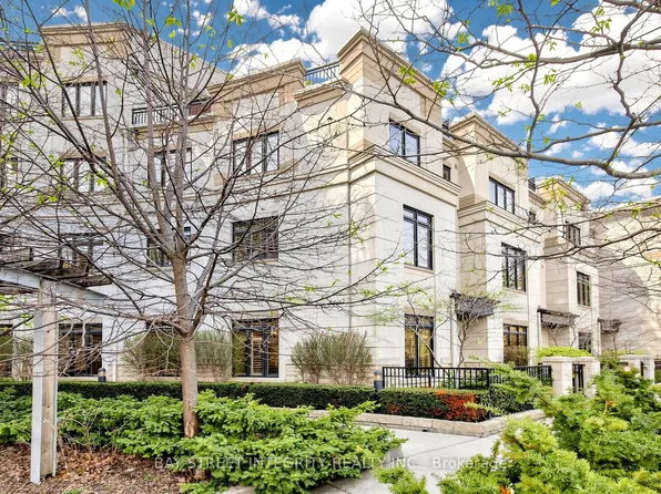 9 Oakburn Cres #Townhouse 36, Toronto, ON M2N 2T5