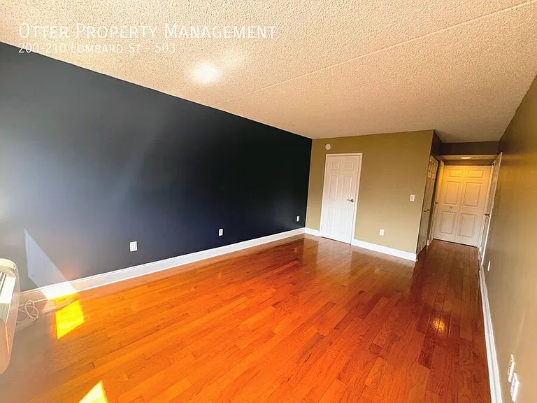 200-210 Lombard St #503 — Photo 17