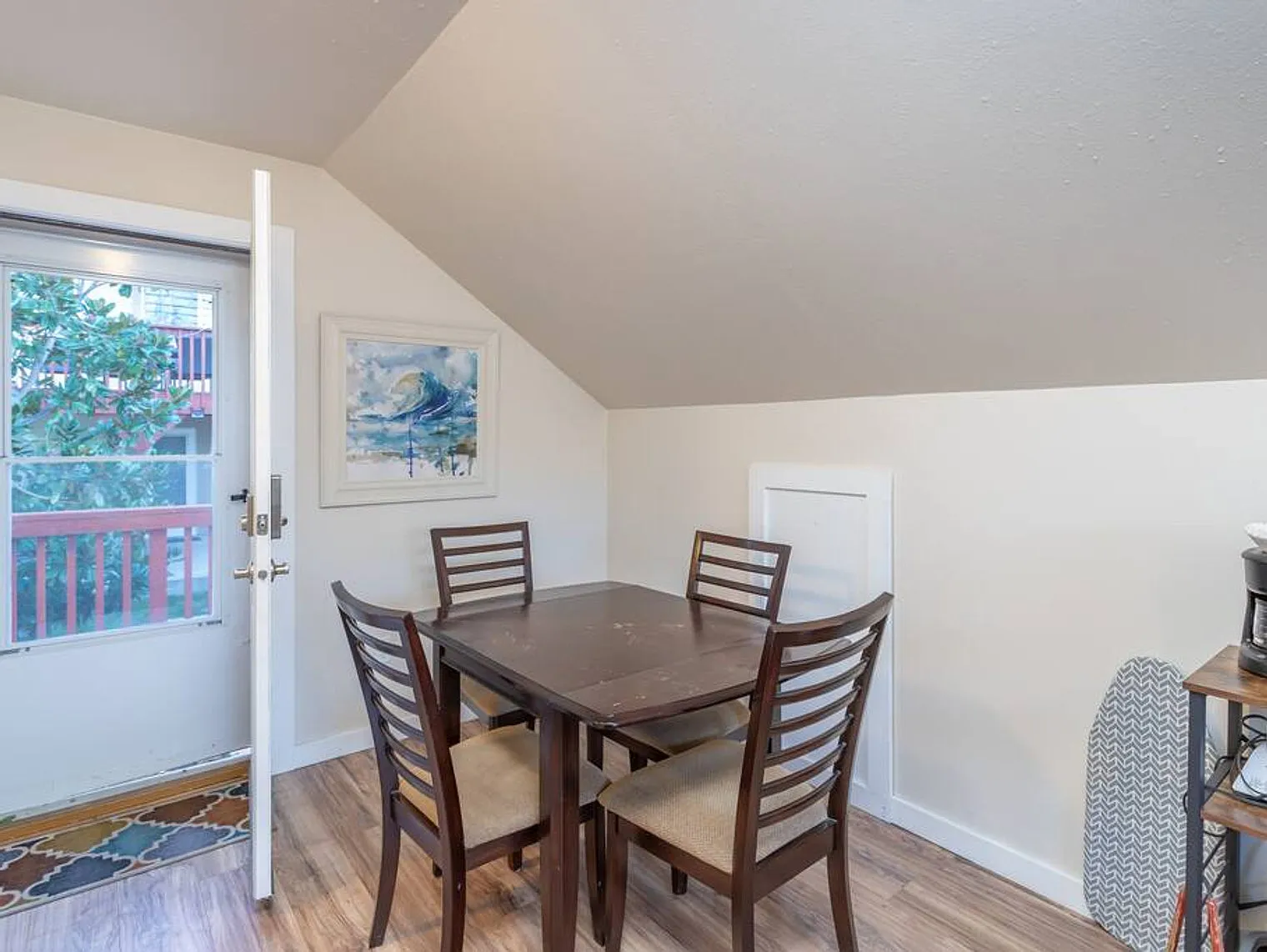 Studio, 1.0 bath, 355 sqft, $2,103 — Photo 3