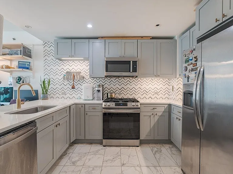 20 Newport Pkwy #1105 — Photo 11
