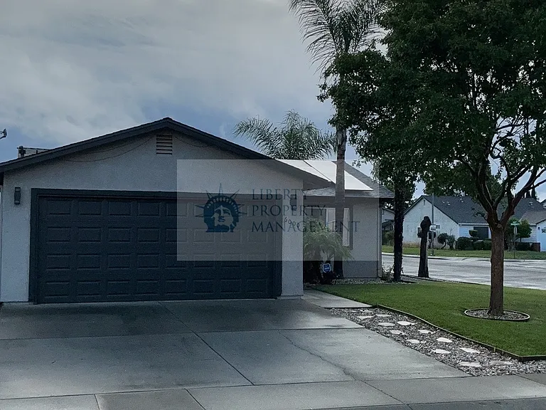 6000 Preakness Dr — Photo 1