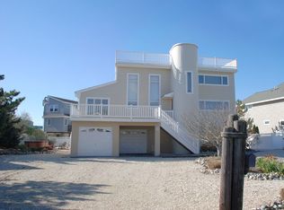 4 La Baia Dr, Beach Haven, NJ 08008