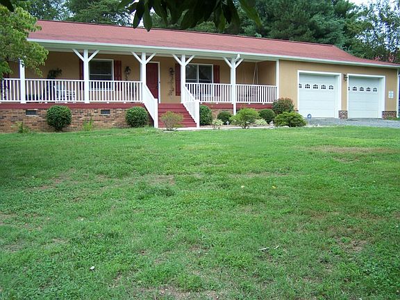 4th image of 207 Plum Hollow Ct