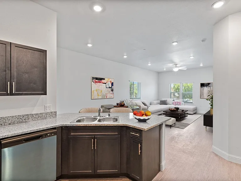 Madelyn Court — Photo 13